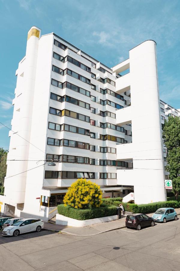 Beautiful 2-Bedroom Apartment Near Schoenbrunn Vienna Exterior photo